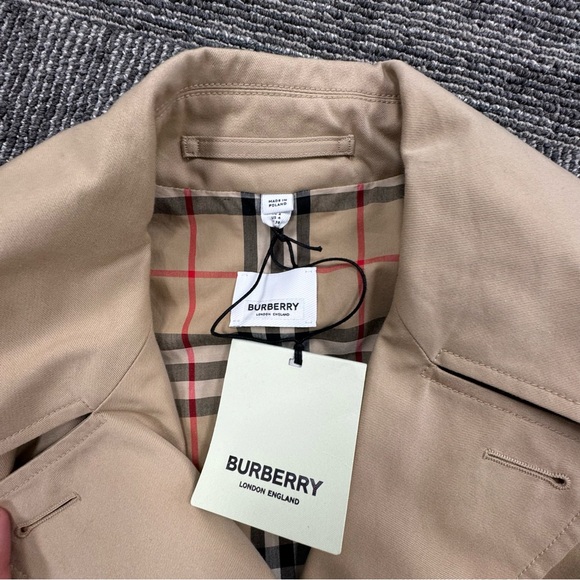 BURBERRY TRENCH COAT CAPE - Picture 12 of 16